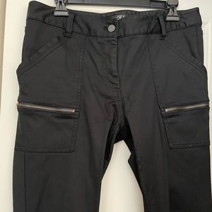 Loft pants size 8! Black! Pockets! So comfy!! Straight fit!